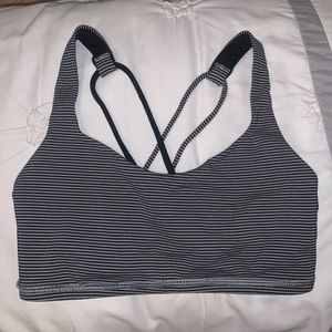 Lululemon Free To Be bra